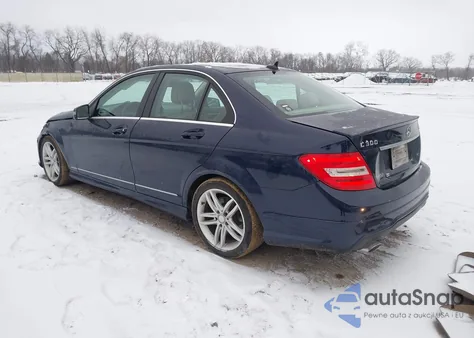 2014 Mercedes-Benz C 300 Sport 4Matic из США, поврежденный, VIN WDDGF8AB6EA940967